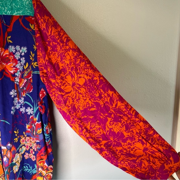 Sold Soft Surroundings Colorful Button-Up Tunic Embroidered Floral - Picture 7 of 16